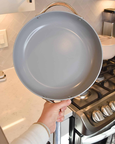 Review of a caraway frying pan